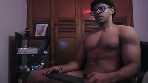 jake_hill1 online show from September 23, 5:45 am