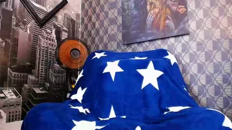 JakeSkye online show from April 13, 2:32 pm