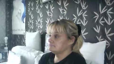 Snapshot of jakkilouise chatting on October 23, 11:34 am JAKKI LOUISE pornstar online show from October 23, 11:34 am