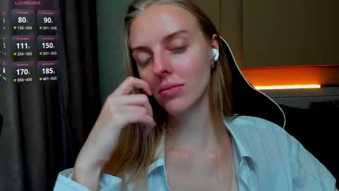 Sofia online show from October 22, 2:52 pm