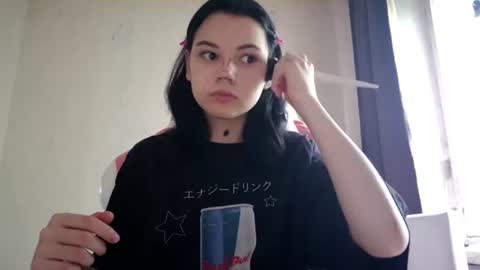 Mila online show from June 12, 9:08 am