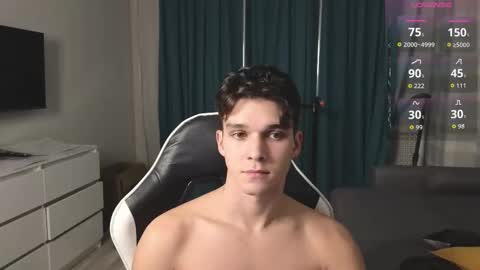 Snapshot of james_friends chatting on October 3, 8:50 pm James online show from October 3, 8:50 pm