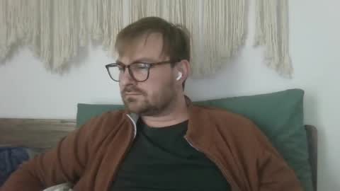 James Heron online show from March 6, 4:07 pm