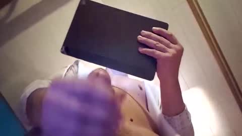 jamessisi online show from February 25, 11:19 pm