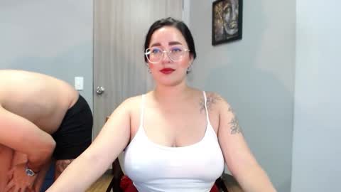 Snapshot of jane_and_paul1 chatting on September 24, 1:23 am online show from September 24, 1:23 am