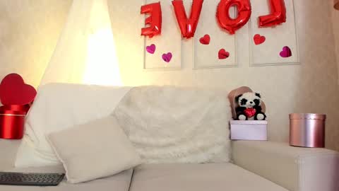 Snapshot of janecullen chatting on February 13, 6:52 am JANE online show from February 13, 6:52 am