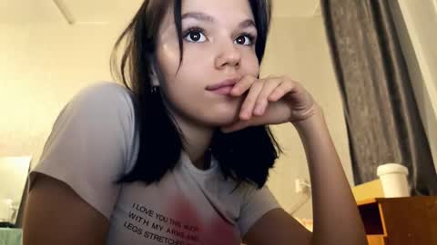 Aleksia online show from November 27, 2:25 pm