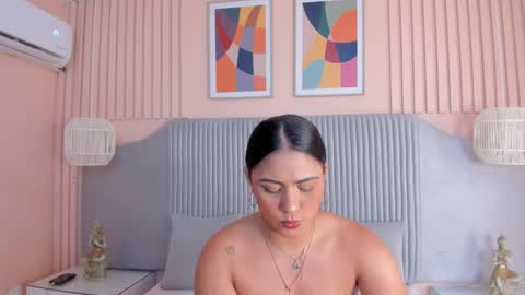 Snapshot of janna_lopez chatting on March 7, 10:13 am Janna online show from March 7, 10:13 am