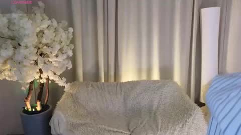 Janet online show from November 16, 11:45 am