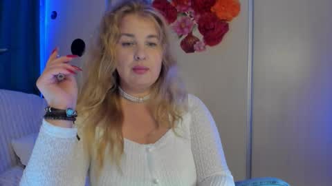 JansyLines online show from October 11, 7:39 pm