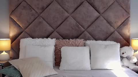 jaquelinemerlot online show from October 8, 6:41 am