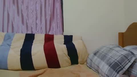 Essy online show from March 6, 4:28 pm