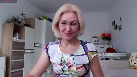 Jasmin room for people 40 online show from October 12, 1:15 pm