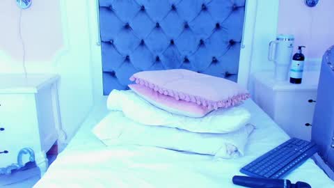 Jasmine online show from January 24, 6:57 am