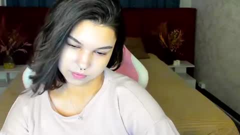 Jasmine Burke online show from July 18, 1:18 am