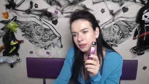 JasmineKouch online show from November 14, 12:51 pm