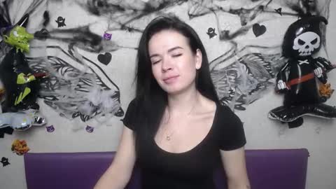Snapshot of jasminekouch chatting on October 21, 6:00 pm JasmineKouch online show from October 21, 6:00 pm