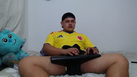 jason_boy_ online show from July 4, 6:06 am