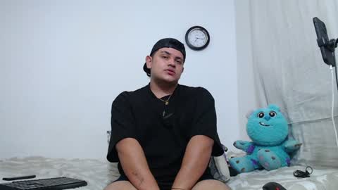 jason_boy_ online show from July 18, 5:42 am