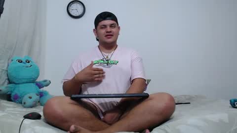 jason_boy_ online show from July 16, 10:00 pm