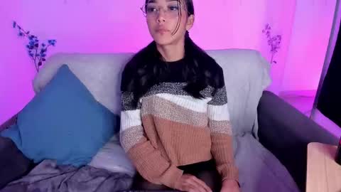 Jaulyn online show from March 26, 1:27 pm