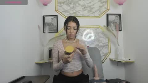 Jaulyn online show from June 28, 6:59 pm