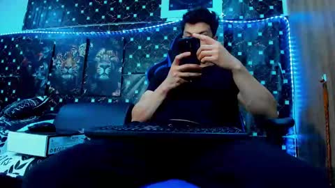 Javier online show from October 13, 10:56 pm