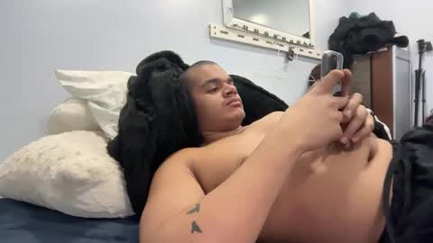 javiSdick online show from February 4, 9:19 pm