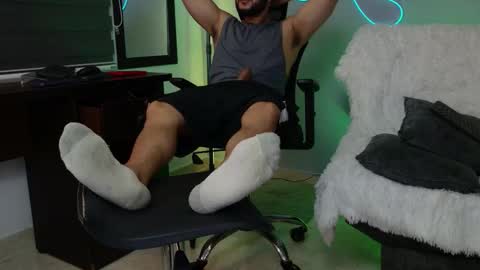 Jaxon online show from October 15, 4:05 am