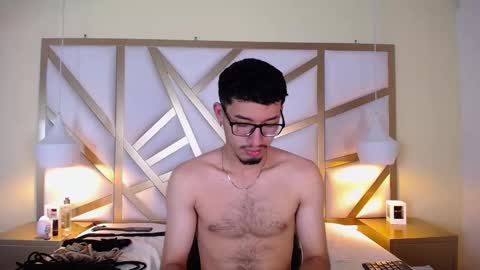 Snapshot of jaxon_carter chatting on October 13, 1:40 am jaxon_carter online show from October 13, 1:40 am