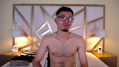 Snapshot of jaxon_carter chatting on September 30, 11:04 pm jaxon_carter online show from September 30, 11:04 pm