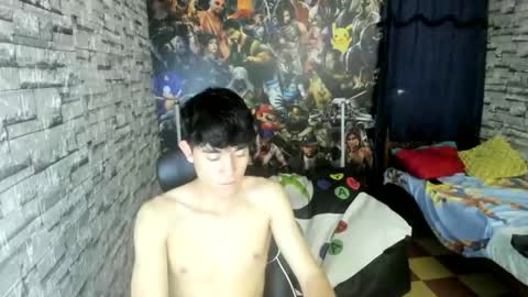 JAY ORANGE online show from December 18, 11:00 pm