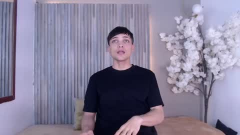JAY online show from June 13, 1:32 pm