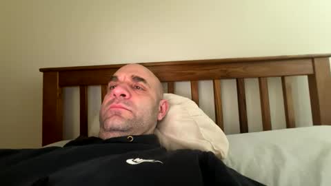 jaybee0986 online show from May 13, 4:27 pm
