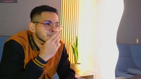 Jay online show from December 3, 10:43 pm