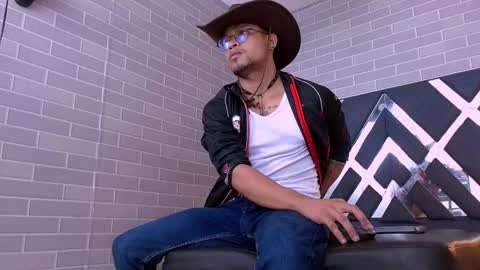 Jayden Morris online show from November 18, 10:51 am