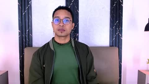 Jayden Morris online show from December 2, 10:57 am