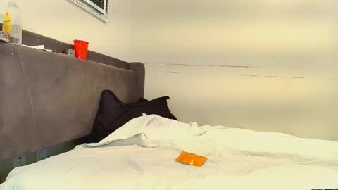 Naomiruty online show from November 1, 6:01 am