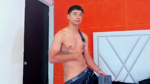 Snapshot of jaze_bradley chatting on March 8, 2:51 pm jaze_bradley online show from March 8, 2:51 pm