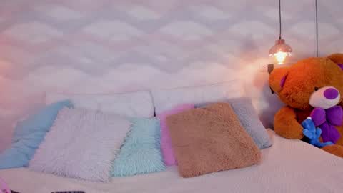 JAZLIN ANGELS online show from January 17, 10:40 pm