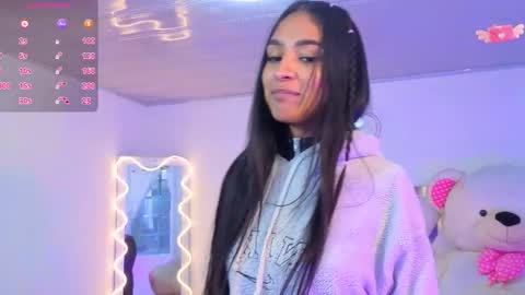 Jazmin  online show from September 22, 11:47 am