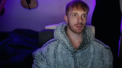 jb_cams online show from November 19, 8:40 pm