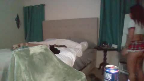 jbayxo619 online show from November 4, 9:43 am