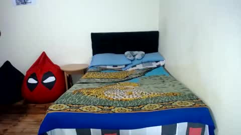 jboy_s online show from September 13, 3:31 am