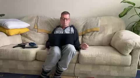 Snapshot of jcar57 chatting on October 17, 2:43 pm Jon online show from October 17, 2:43 pm