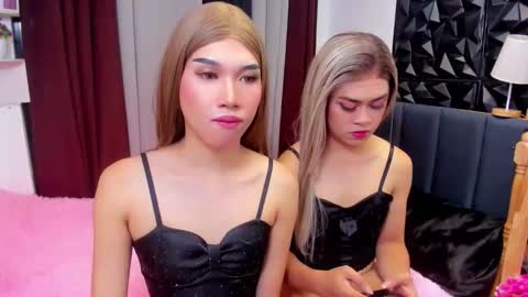 jchugecock online show from November 10, 5:48 pm