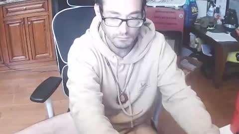 jd19852 online show from November 19, 10:30 pm