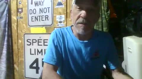 jdgiddy69 online show from June 20, 12:28 am