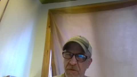 jdgiddy69 online show from February 6, 9:28 pm