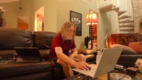 JDinEuless online show from February 8, 11:24 pm